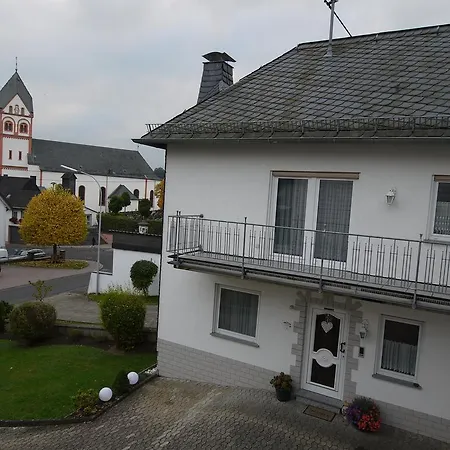 Ferienhaus Reuter Eifel Σπίτι διακοπών Uersfeld